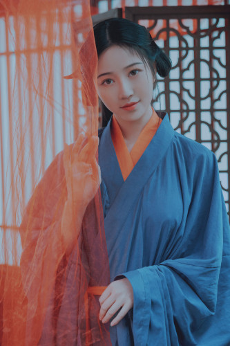 年年Nnian-汉宫春月