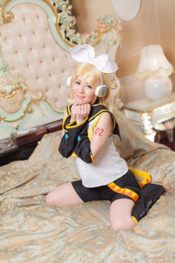 日本CosPlay_荒木まい (荒木麻衣) 《VOCALOID》Kagamine Rin(鏡音リン) 写真集[89P]