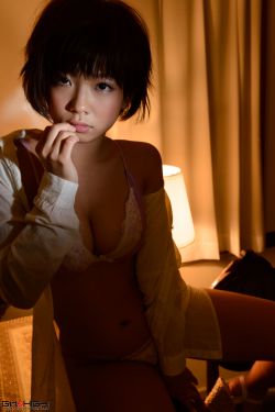 Girlz-High_ Mana Sakura 紗倉まな g022 Gravure Gallery 04 写真集[20P]