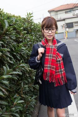 Graphis_桃乃木かな/桃乃木香奈『Thanksgiving』 Gals 写真集[22P]