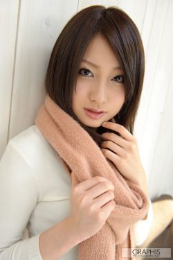 Graphis_Saki Yano 矢野沙纪 First Gravure 初脱ぎ娘 写真集[37P]