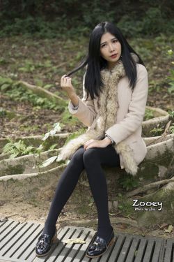 台湾正妹_ Zooey《外拍小清新3套服装》 写真集[62P]