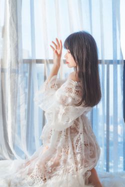 网络美女_ 桜桃喵 - 初雪 写真套图[45P]